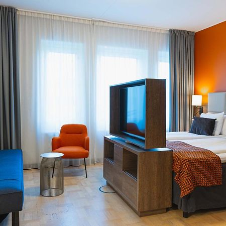Quality Hotel Winn Haninge Bagian luar foto
