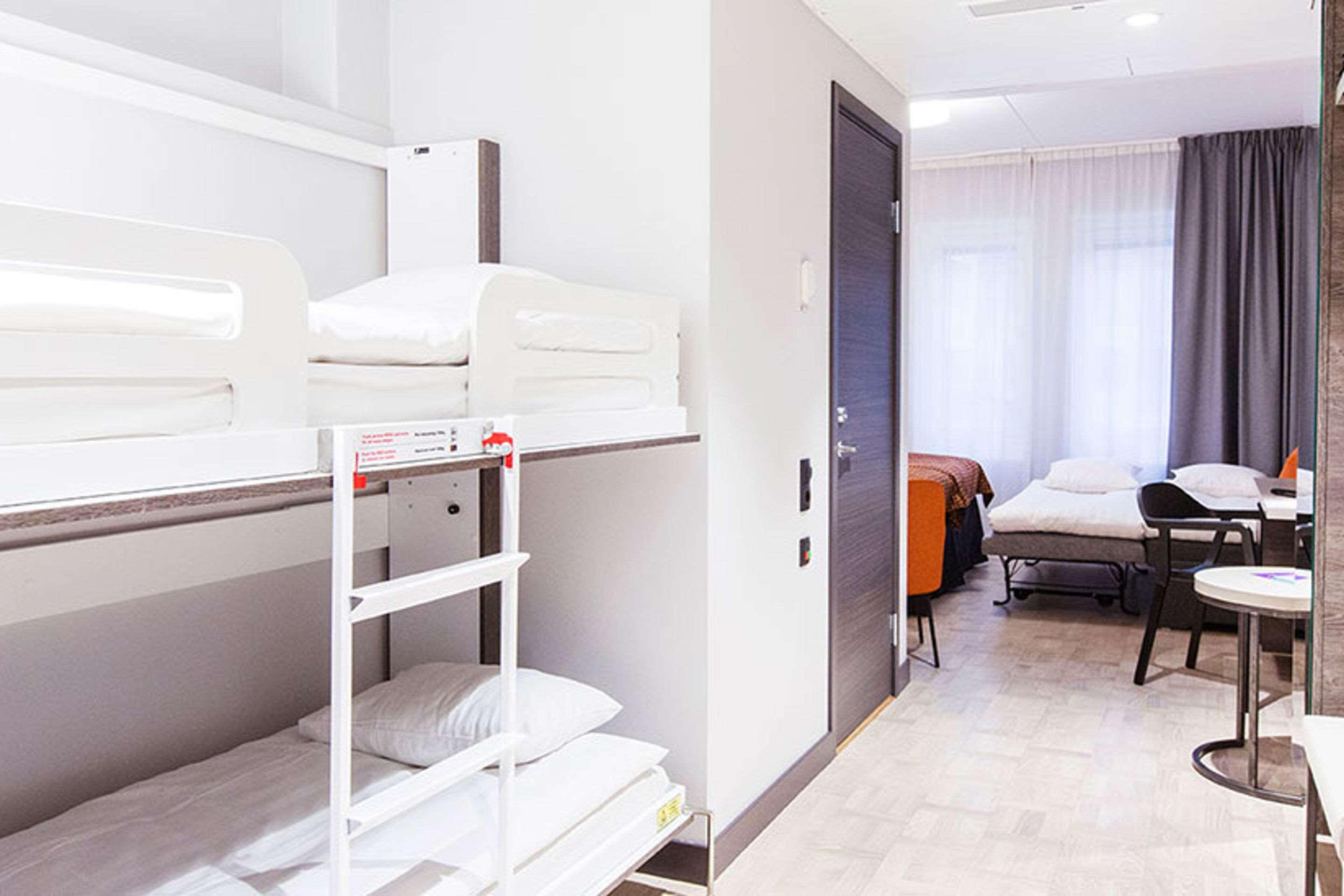 Quality Hotel Winn Haninge Bagian luar foto