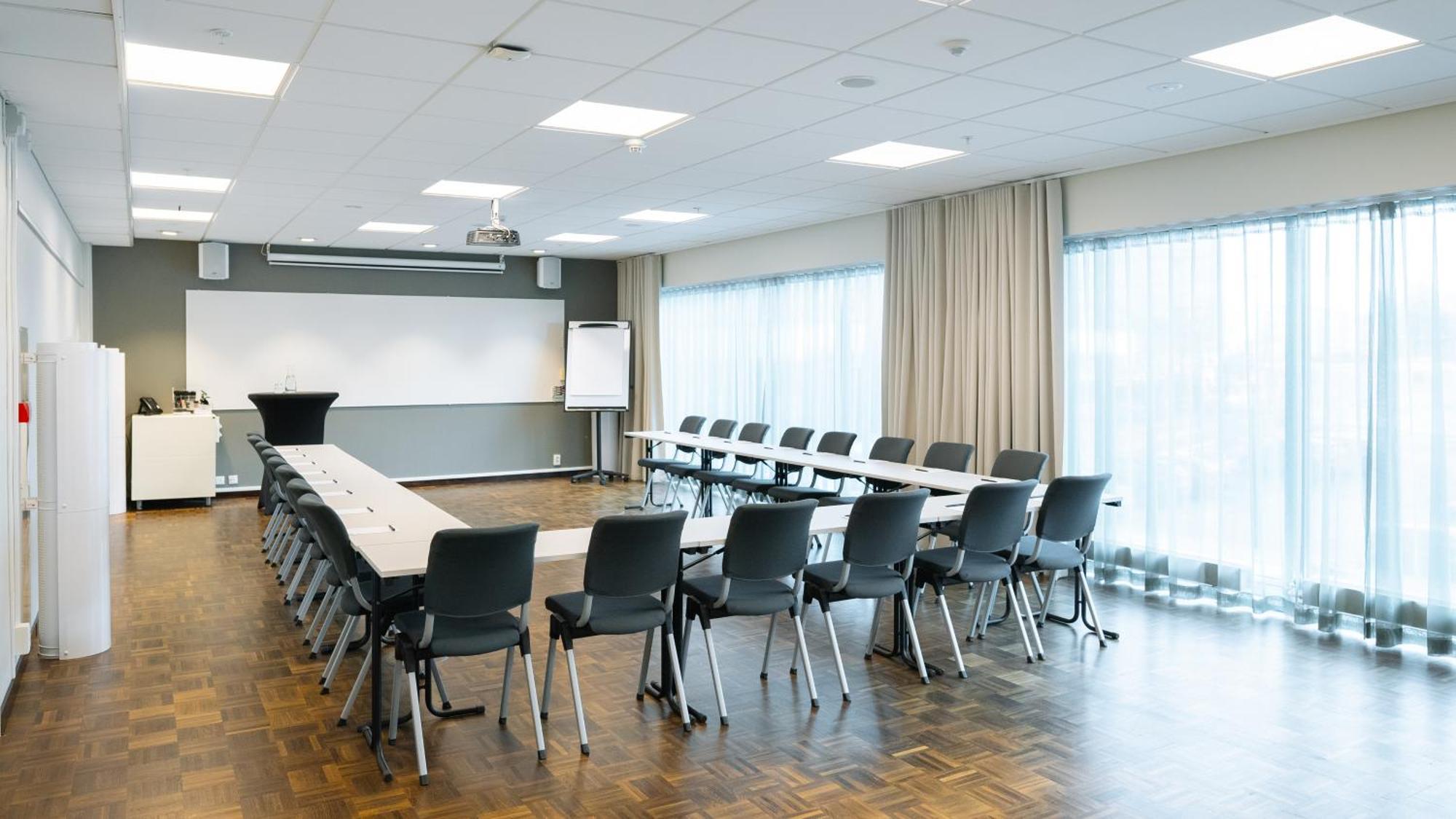 Quality Hotel Winn Haninge Bagian luar foto