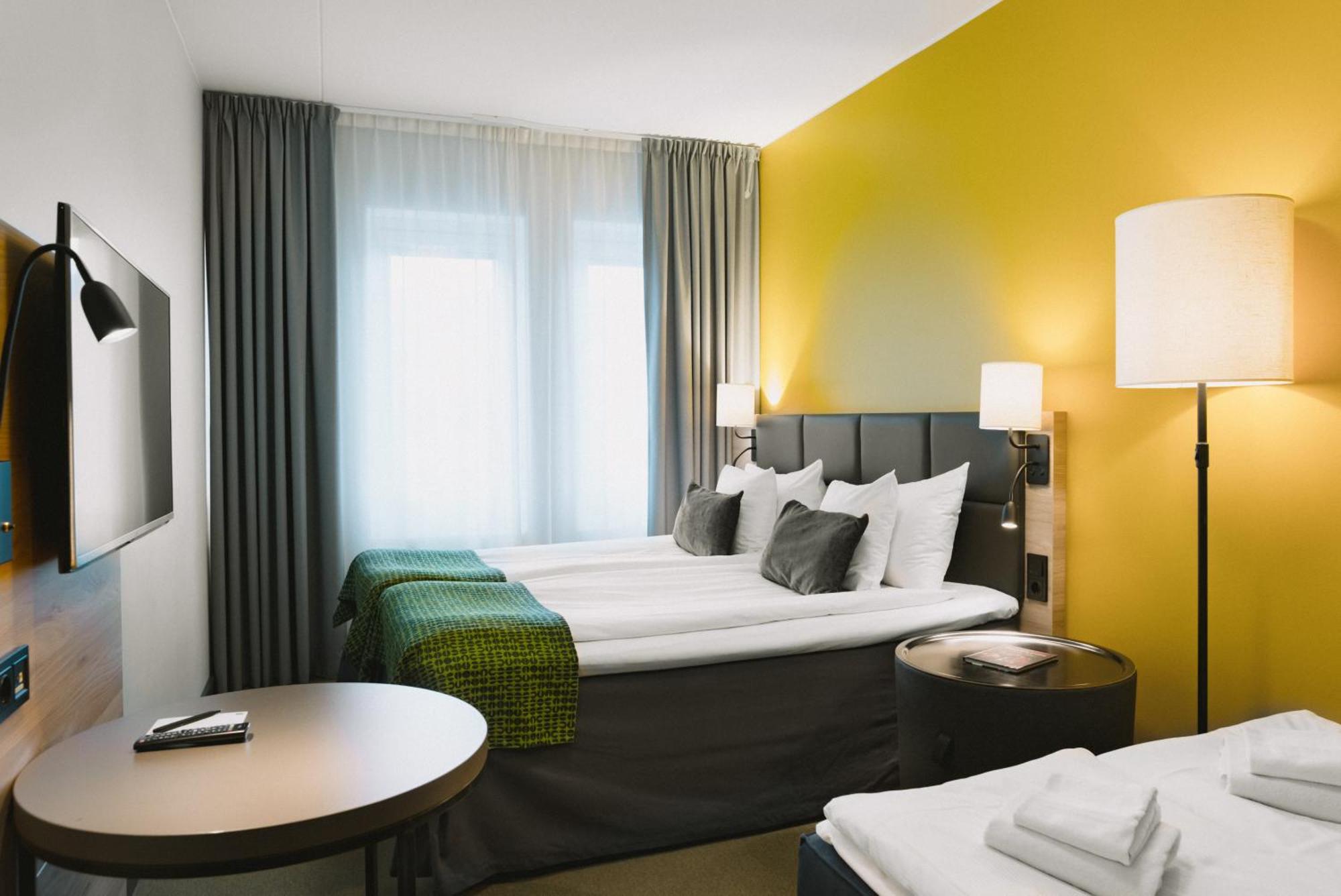 Quality Hotel Winn Haninge Bagian luar foto