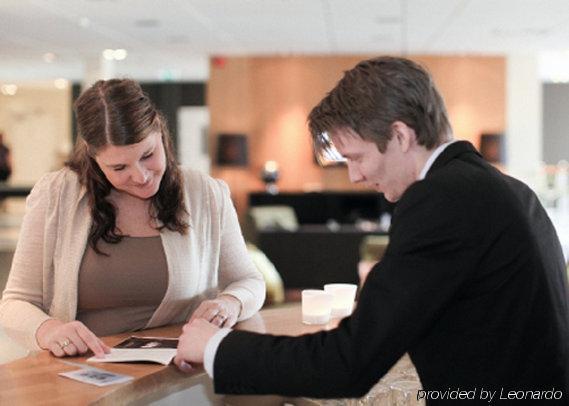 Quality Hotel Winn Haninge Bagian luar foto